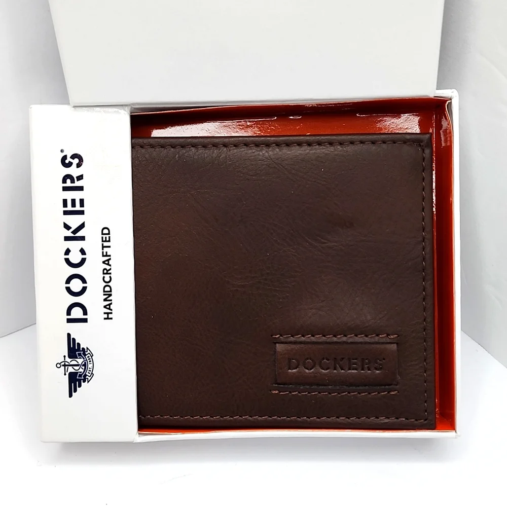 DOCKERS HANDCRAFTED MENS BROWN WALLET
